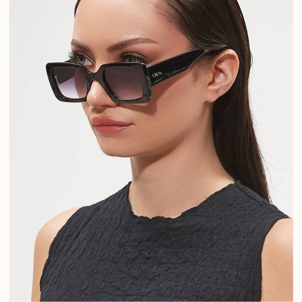 Otra Oversized Louey Rectangular Sunglasses